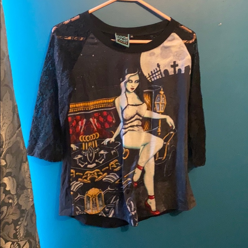 Too fast goth lace t shirt